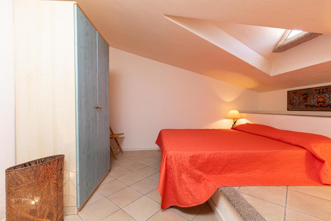 Casa Vacanze Baia Del Faro Palau Zewnętrze zdjęcie