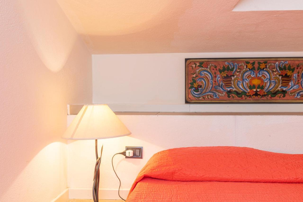 Casa Vacanze Baia Del Faro Palau Zewnętrze zdjęcie